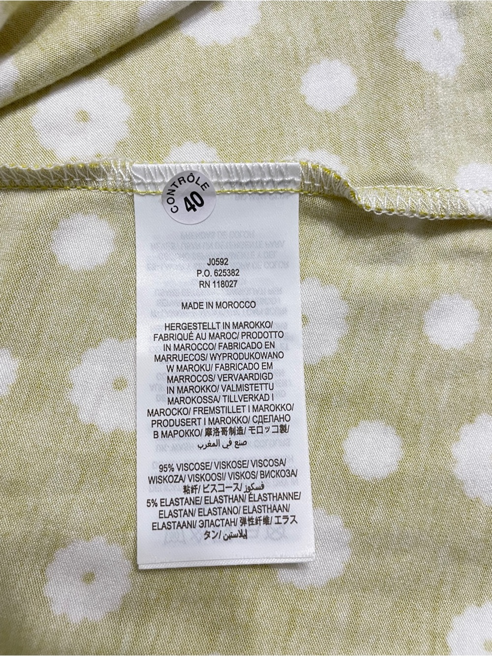 Boden Lola Daisy Print Wrap Jersey Dress - Picture 12 of 12